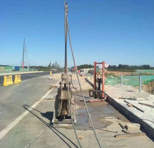 平阴公路高聚物注浆加固